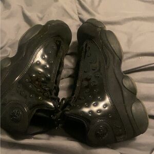 Cap and Gown 6y retro 13 Jordan’s